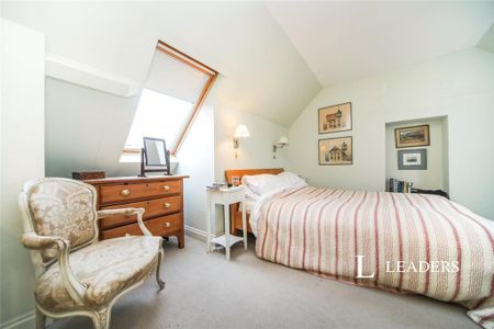 3 bedroom terraced house to rent - Photo 4