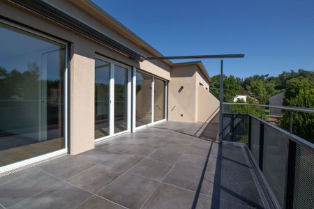 Moderne 2.5-Zimmer-Attikawohnung in grüner Oase in Pfäffikon - Willkommen in Ihrem neuen Zuhause! - Foto 3