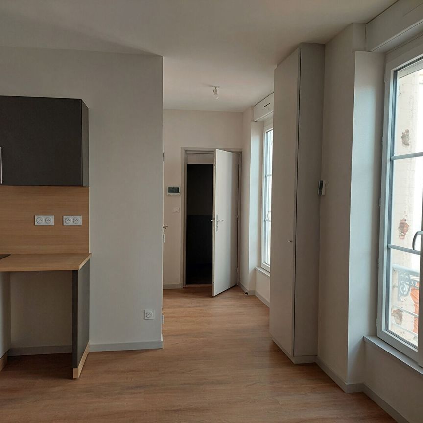 Location Appartement 2 pièces 45m² - Photo 1
