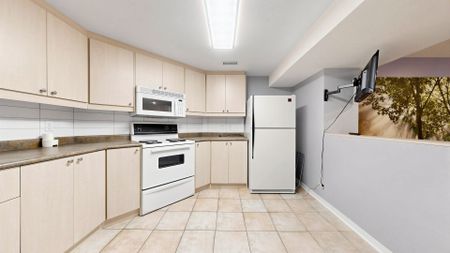 For Lease - 44 Salt Creek Avenue Unit# Basement, Richmond Hill, Ontario - Photo 4
