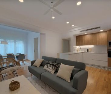 Carrer de Balmes, Barcelona, Catalonia 08006 - Photo 5