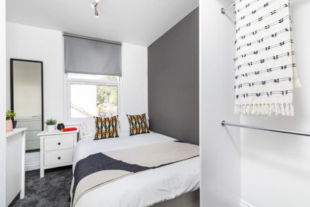 5 bedroom house to rent - Photo 2