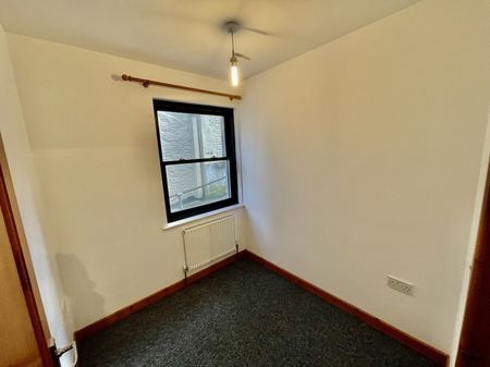 Williams Court, Falmouth - Photo 2