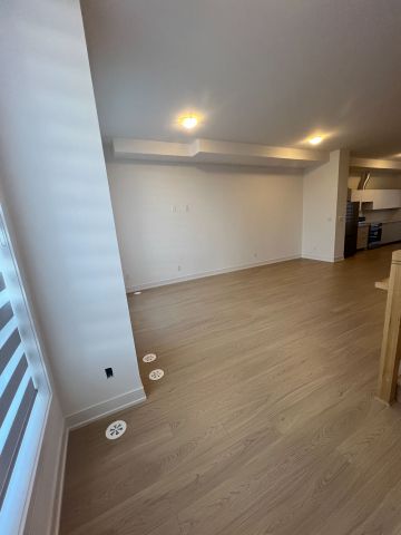 For Lease - 19 Desiree Place, Caledon, Ontario - Photo 2