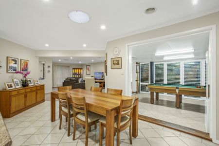 Spacious Family Home in great location - Photo 4
