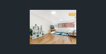 This well-presented 2-bedroom apartment is perfectly located for convenience and comfort - Photo 3