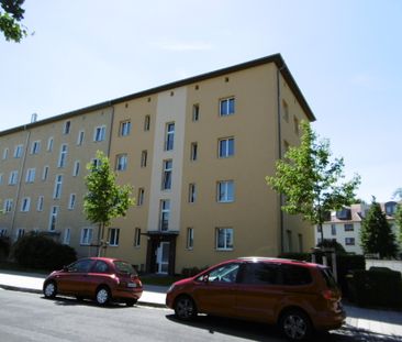 Ruhig und dennoch zentral - 2-Zimmer- Wohnung mit Südbalkon in Stri... - Photo 1