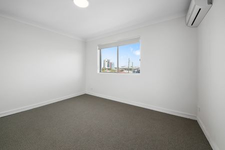 5/534 Vulture Street, East Brisbane QLD 4169 - Apartment For Rent - $570 | Domain - Photo 3
