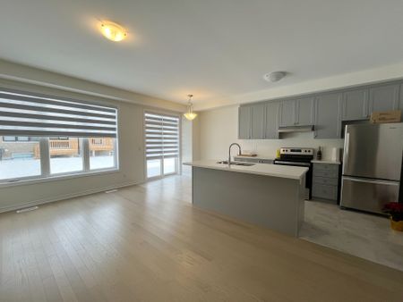 For Lease - 5 Harvey Bunker Crescent, Markham, Ontario - Photo 2