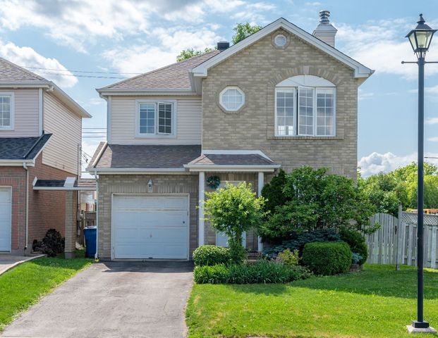 À louer / Maison à étages - Photo 1