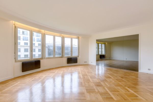 Appartement à louer à Paris 8Ème - Photo 1