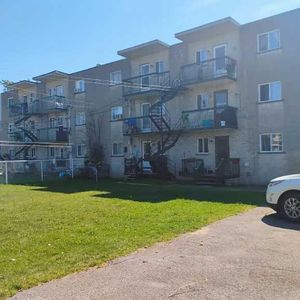 Logement 4 1/2 à louer à Mascouche - Photo 2