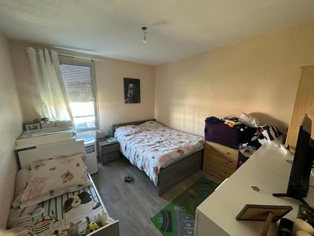 Location Appartement 3 pièces 63m² CLERMONT FERRAND 63000 - Photo 3