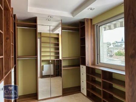 Appartement à louer 3 pièces 117m² - Photo 2