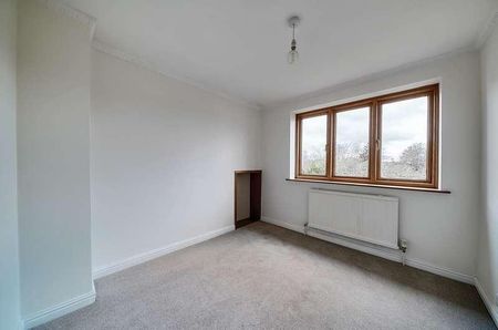 Harrow Cottage, Deacon Close, Cobham, Surrey, KT11 - Photo 4