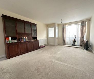 2 bedroom end of terrace house to rent - Photo 2