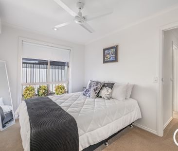 A Pristine and Private Residence - Water Included - Photo 3