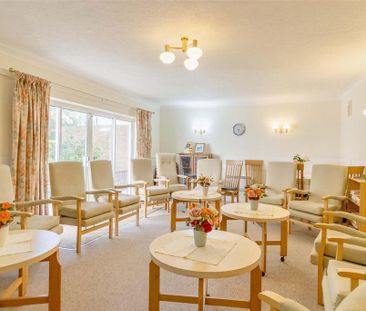 2 bedroom retirement property to rent - Photo 3