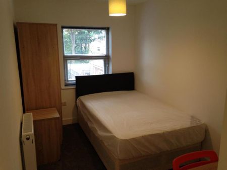 6 bedroom house to rent - Photo 4