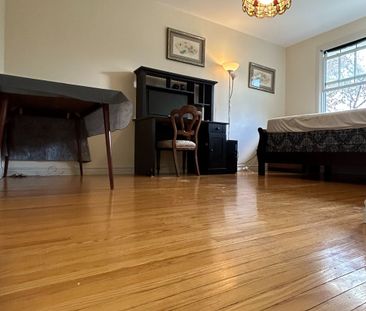 For Lease - 3 Butterfield Dr Drive Unit# Large Bedroom B 2nd Floor,... - Photo 6