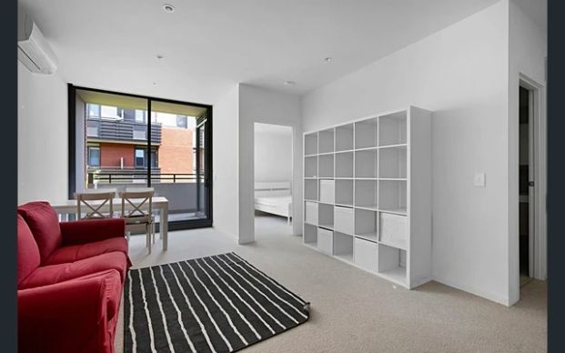 56 Kambrook Road, Melbourne - Photo 1