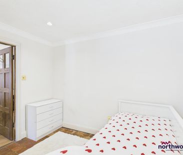 2 bedroom detached house to rent - Photo 2