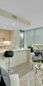 Beautiful Port moody 2bed+2bath - Photo 4