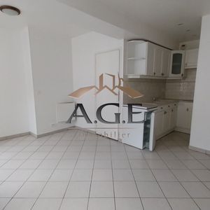 Location Appartement 1 pièce 24m² EPERNON 28230 - Photo 3