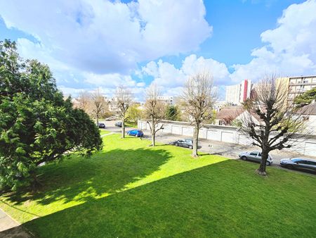 Location Appartement 3 pièces 66m² - Photo 4