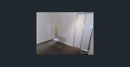 Modern 2-Bedroom Apartment in Prime Clayton Location - Photo 3