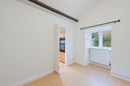 5 bedroom detached house to rent - Photo 4