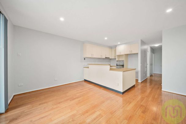 Two-bed, two-bath – too good! - Photo 1