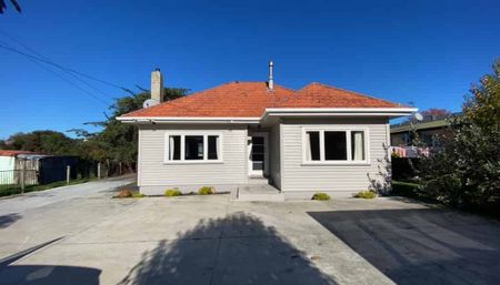 Renovated Cottage - Photo 3