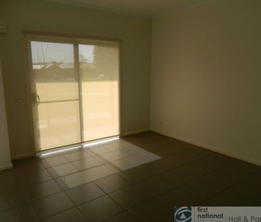11 / 11 Howqua Place, Pakenham - Photo 1