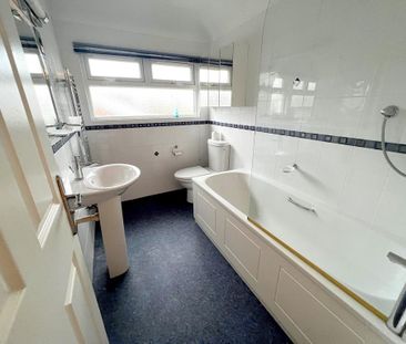 3 bedroom detached house to rent - Photo 6