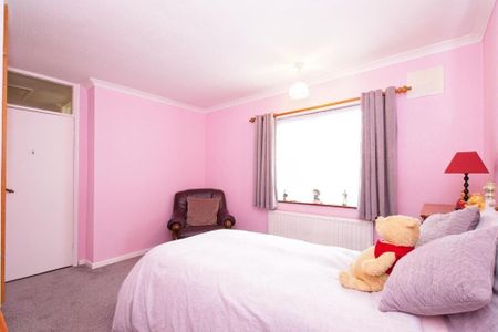 3 bedroom terraced house to rent - Photo 5