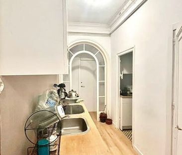 Ronda de la Universitat, Barcelona, Catalonia 08007 - Photo 6