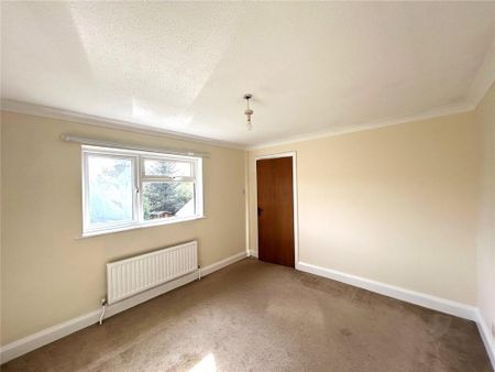 4 bedroom detached house to rent - Photo 5