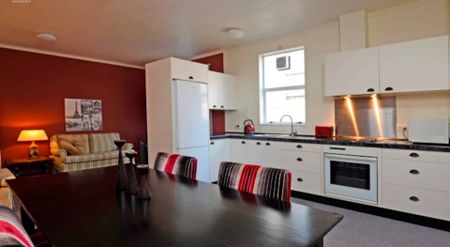 Immaculate One Bedroom Apartment - Photo 4