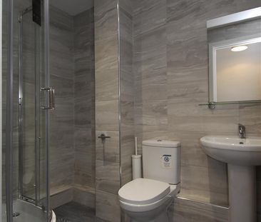 Belgrave Manor Apt 6, Plymouth - Photo 4