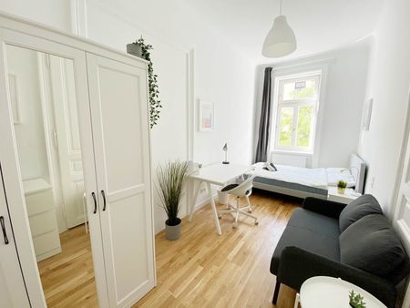 Neustiftgasse Top 23 Zimmer 2 - Photo 3