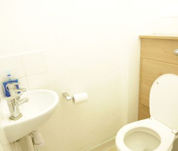 Shillingford House – Room 4 - Photo 6