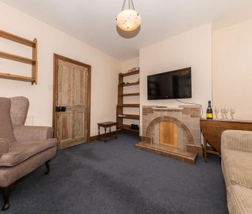 4 bedroom house to rent - Photo 2