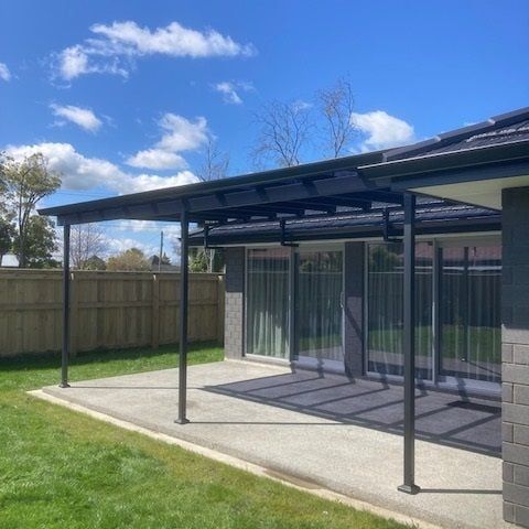 4-Bedroom property Westside - Photo 1