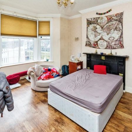 Room in a Shared House, Sheffield, S5 - Photo 3
