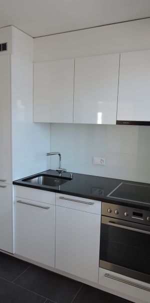 Modern living right next to the Dorenbach Zoo - Foto 1