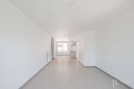 Rental Apartment Bordeaux Saint-Jean - Photo 4