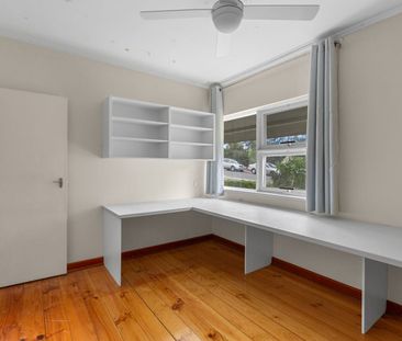 Amazing Location - Beautifully Presented! - Photo 4