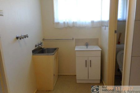 "SPACIOUS ONE BEDROOM" - Photo 4