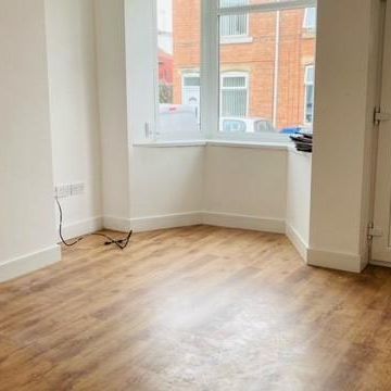 2 bedroom house to rent - Photo 1